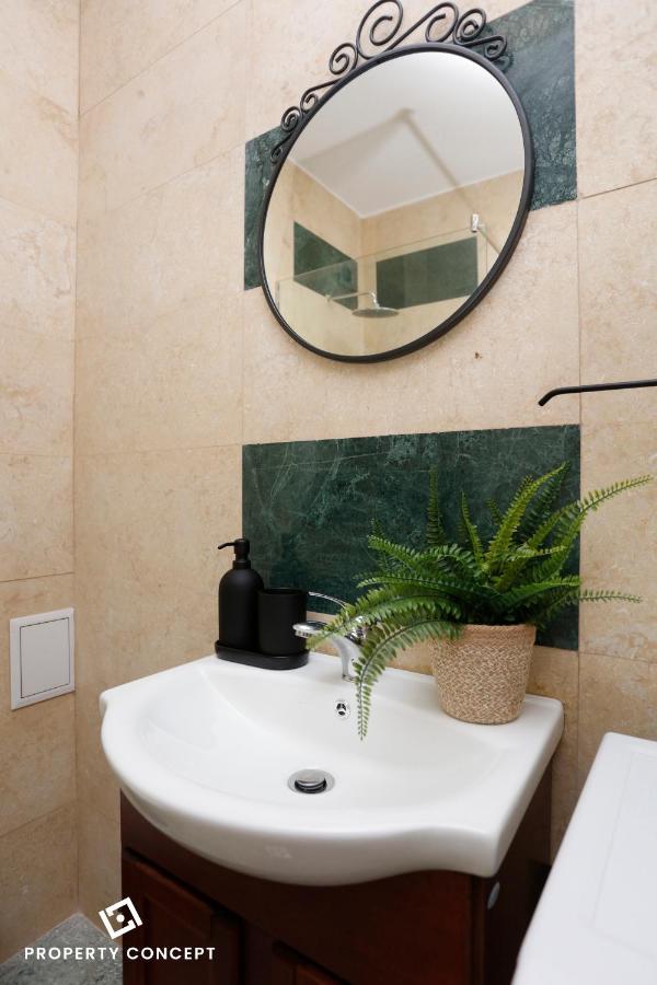 Stylish Concept Studio Bucureşti Ngoại thất bức ảnh
